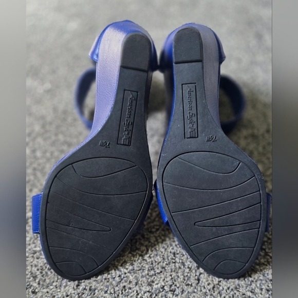 American Eagle Blue Wedge Pump Heel Ankle Strap Peep Toe Woman's Size 7.5 - Picture 9 of 15